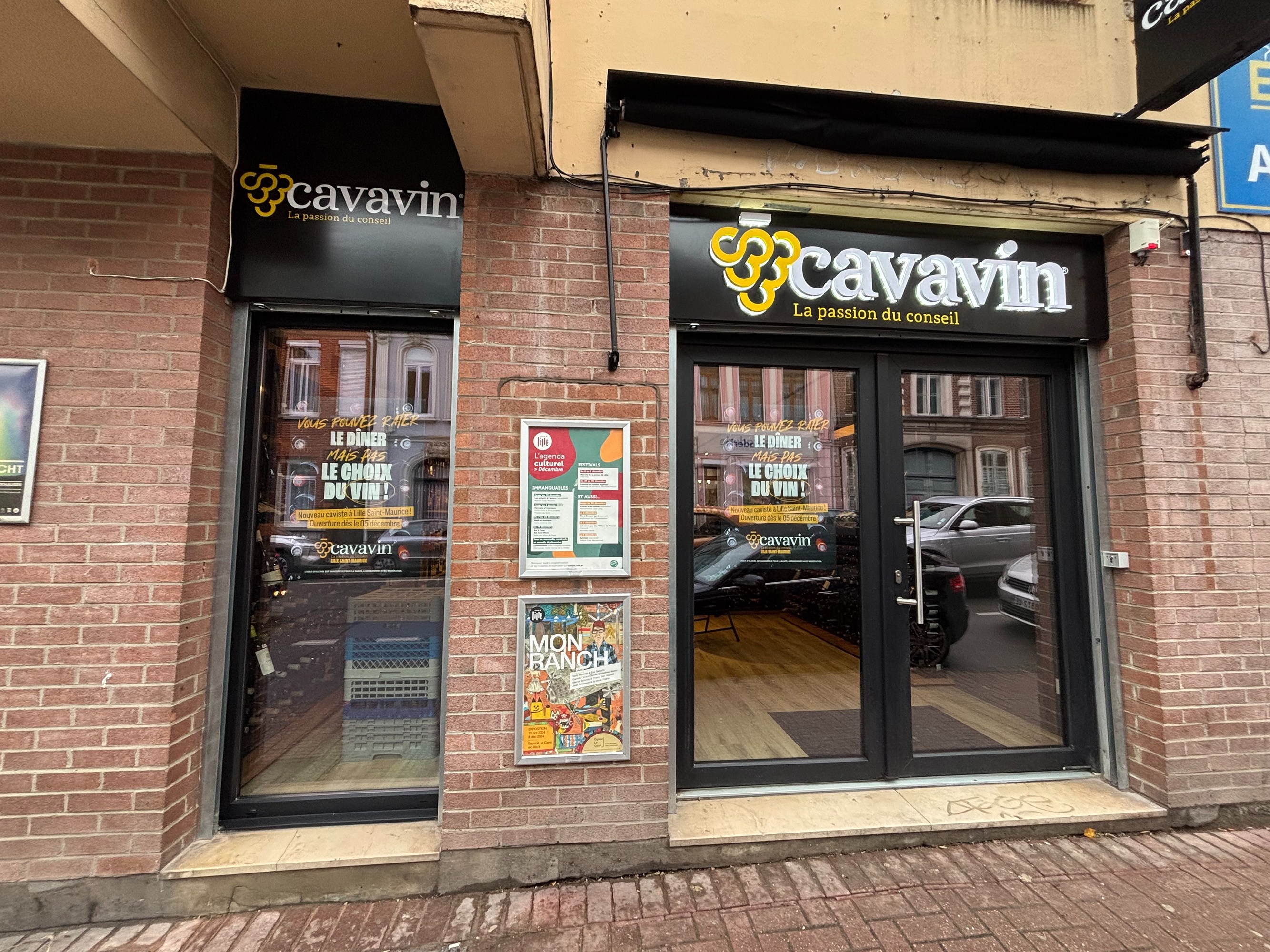 Devanture CAVAVIN Lille